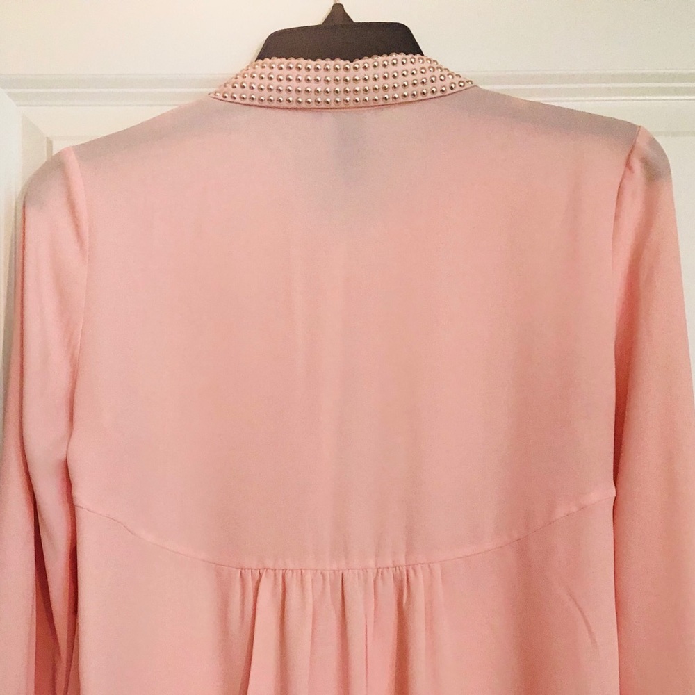 Button-Up Blouse - Picture 2 of 4